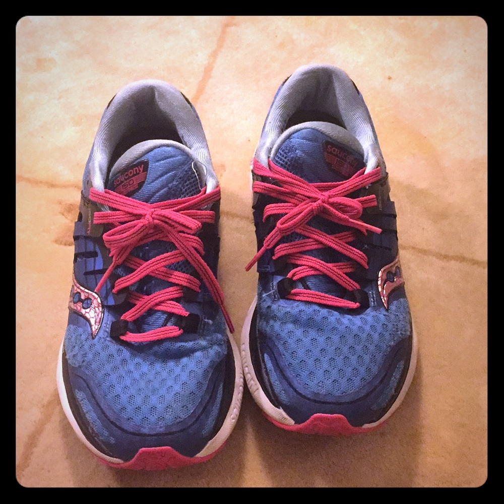 Saucony running sneakers size 8.5